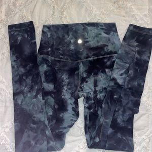 Lululemon leggings